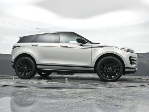 Used 2024 Land Rover Range Rover Evoque Dynamic SE image 47