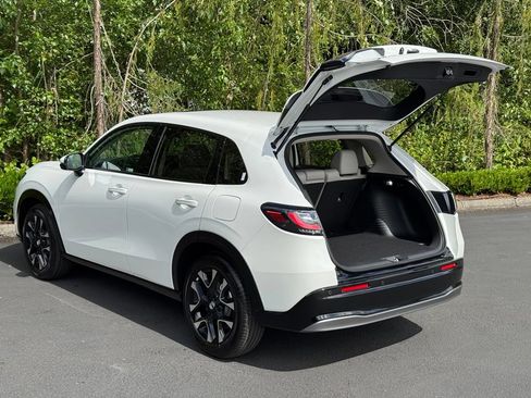 Certified 2026 Honda HR-V EX-L image 32