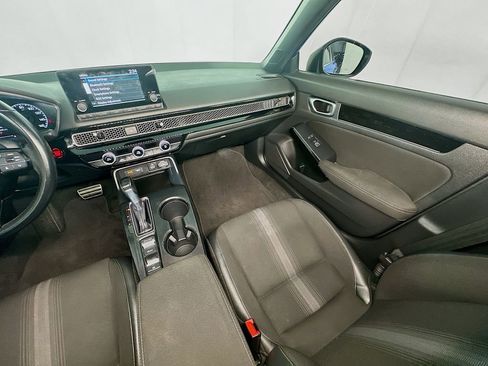 Used 2023 Honda Civic Sport image 11
