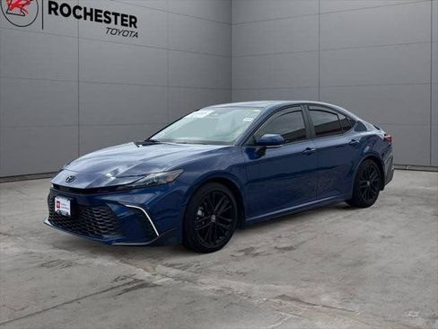 Used 2025 Toyota Camry SE w/ Convenience Package FWD image 67