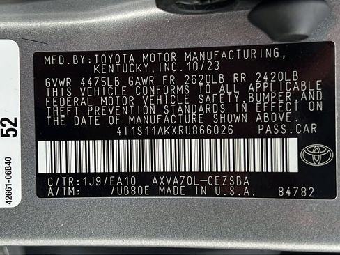 Used 2024 Toyota Camry SE w/ Cold Weather Package FWD image 23