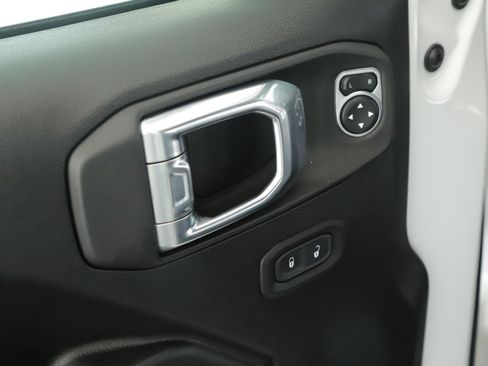 Used 2021 Jeep Wrangler Unlimited Sport AWD/4WD image 6