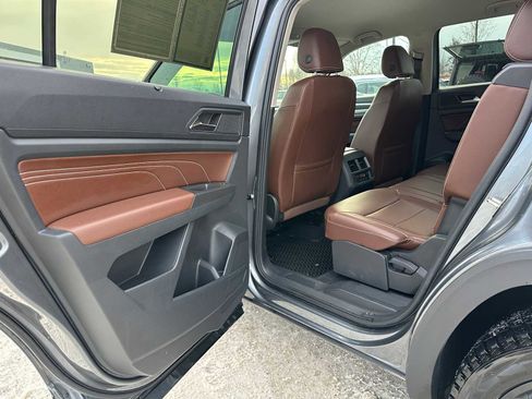 Used 2022 Volkswagen Atlas SE image 17