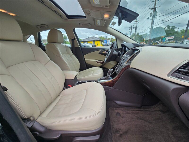 Used 2013 Buick Verano Leather FWD image 14
