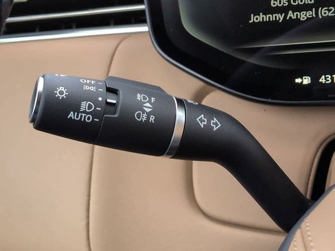 New 2026 Land Rover Range Rover Long Wheelbase SE image 29