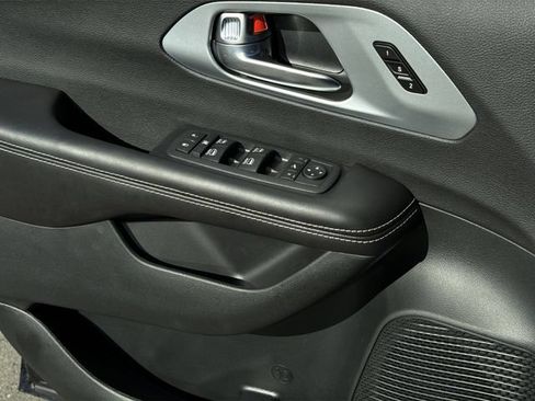 New 2026 Chrysler Pacifica Limited w/ S Appearance Package FWD image 28
