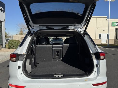 Used 2025 Mitsubishi Outlander SEL image 28