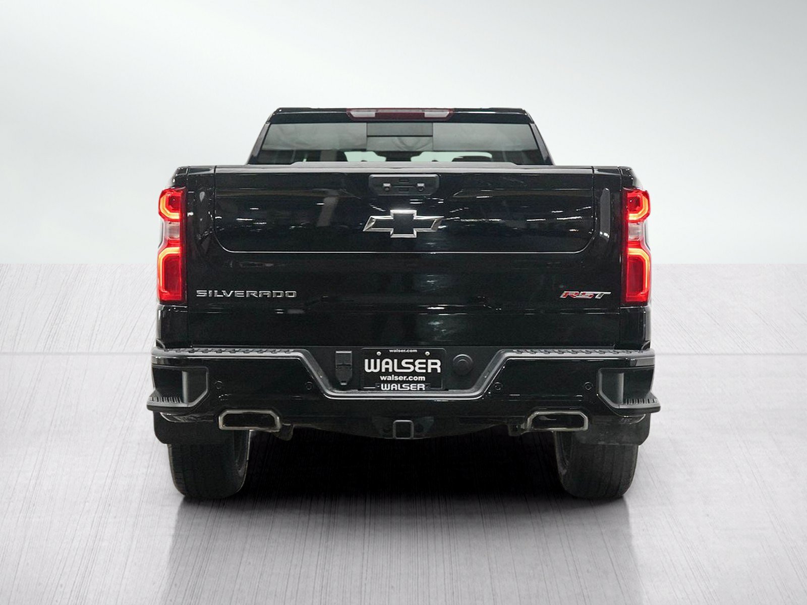 Used 2023 Chevrolet Silverado 1500 RST AWD/4WD image 4