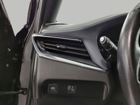 Used 2023 Buick Enclave Essence w/ LPO, Floor Liner Package image 10