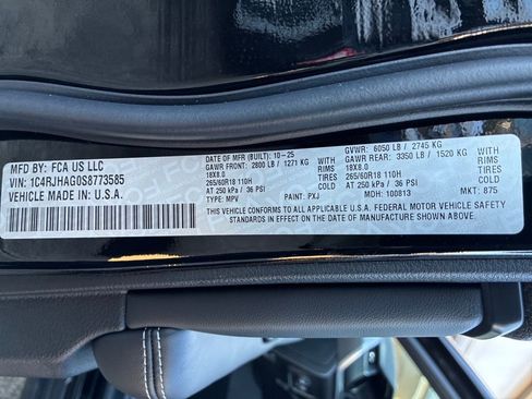 New 2025 Jeep Grand Cherokee image 29