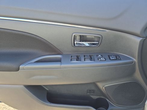New 2026 Mitsubishi Outlander Sport LE AWD/4WD image 12