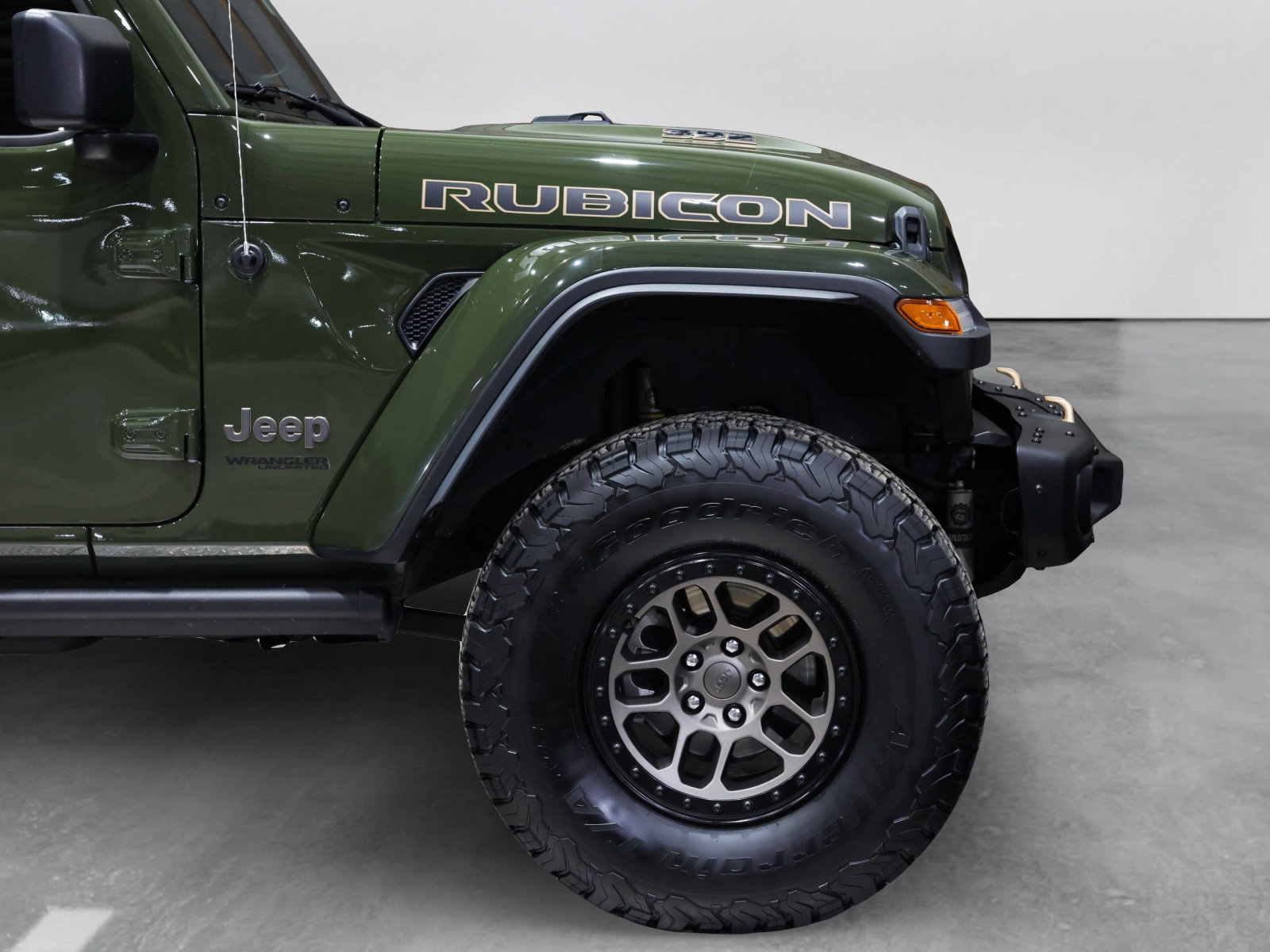Used 2022 Jeep Wrangler Unlimited Rubicon w/ Xtreme Recon 35" Tire Package AWD/4WD image 17