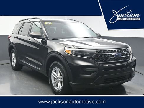 Used 2020 Ford Explorer XLT w/ Comfort Package image 1
