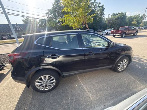 Used 2020 Nissan Rogue Sport S w/ Appearance Package AWD/4WD image 10