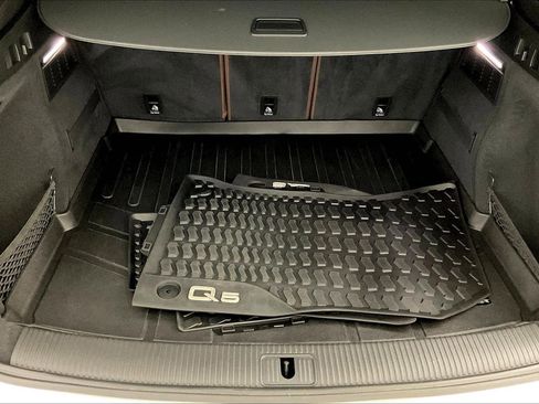 Used 2018 Audi Q5 2.0T Premium w/ Convenience Package AWD/4WD image 40