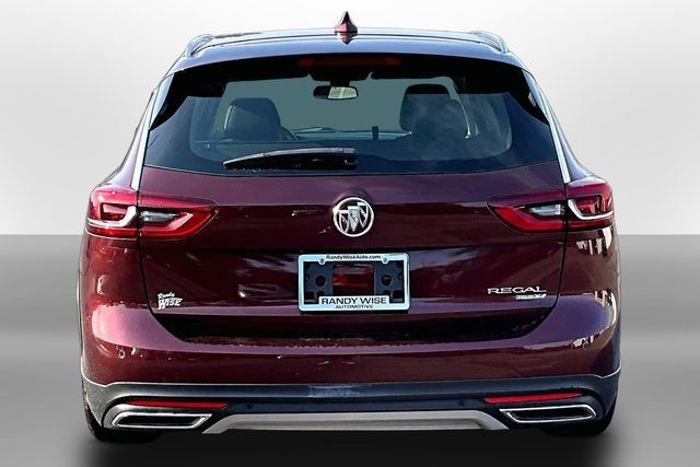 Used 2019 Buick Regal Essence w/ Driver Confidence Package I AWD/4WD image 4