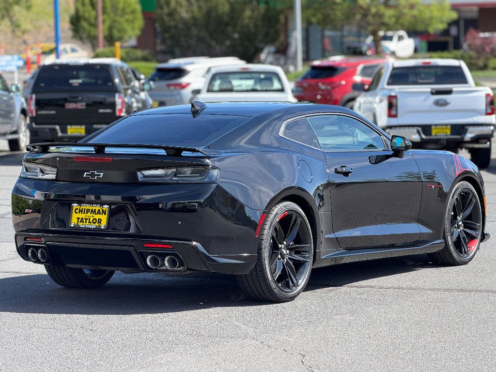Used 2018 Chevrolet Camaro SS w/ LPO, Ground Effects Package RWD image 16