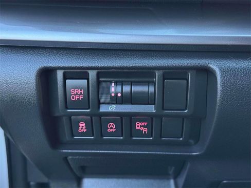 Certified 2023 Subaru Crosstrek 2.5i Limited image 18