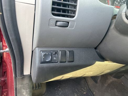 Used 2013 Nissan Xterra S w/ Value Package image 22