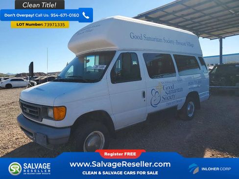 Used 2005 Ford E-350 and Econoline 350 Extended image 1