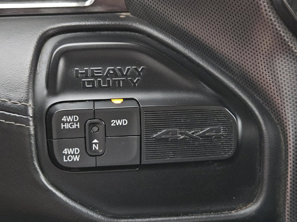 Used 2022 RAM 3500 Limited AWD/4WD image 27