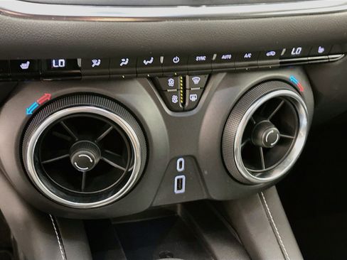 Used 2024 Chevrolet Blazer LT w/ Convenience Package AWD/4WD image 24