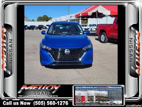 Used 2025 Nissan Sentra SV w/ SV Premium Package image 5