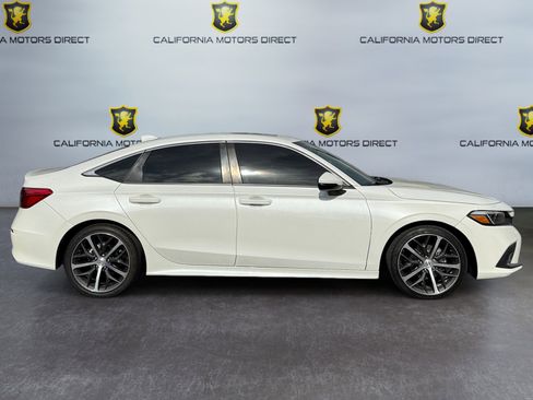 Used 2022 Honda Civic Touring image 6