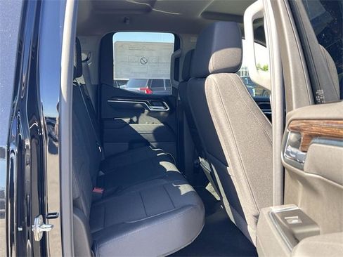 New 2026 GMC Sierra 1500 Elevation w/ LPO, Elevation Black Package image 31