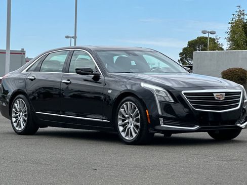 Used 2017 Cadillac CT6 Luxury RWD image 5