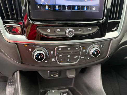 Used 2020 Chevrolet Traverse High Country AWD/4WD image 23