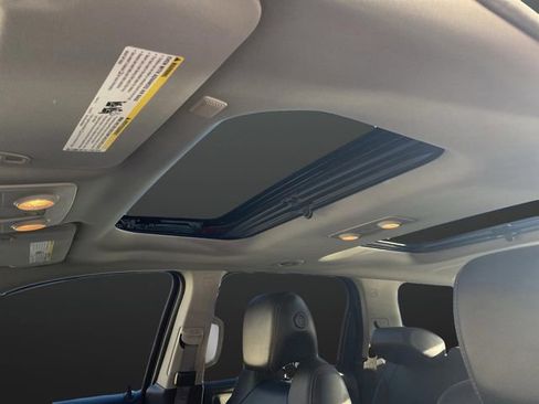 Used 2015 GMC Acadia SLT w/ Open Road Package image 7