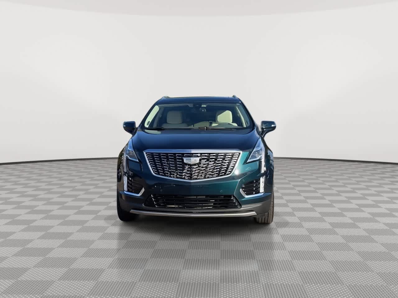 Used 2024 Cadillac XT5 Premium Luxury AWD/4WD image 3