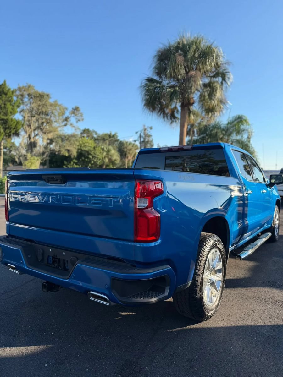 Used 2023 Chevrolet Silverado 1500 LTZ w/ Technology Package AWD/4WD image 5
