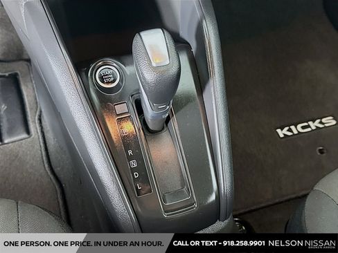 Certified 2025 Nissan Kicks Play S image 16