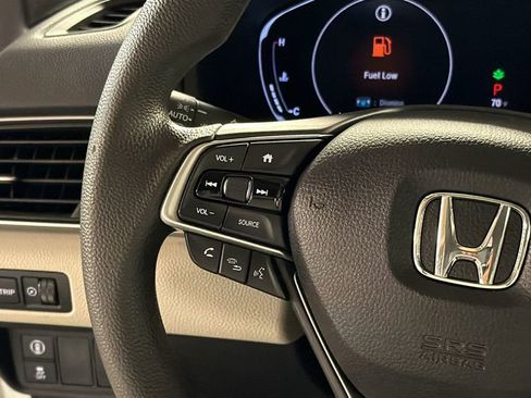 Used 2018 Honda Accord LX image 20