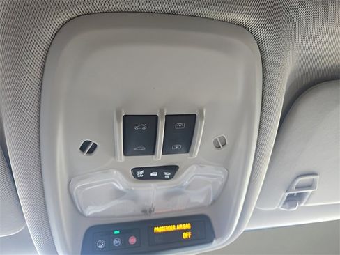 Used 2025 Buick Encore GX Sport Touring w/ Experience Buick Package image 15