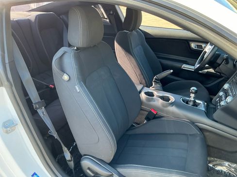 Used 2018 Ford Mustang GT image 18