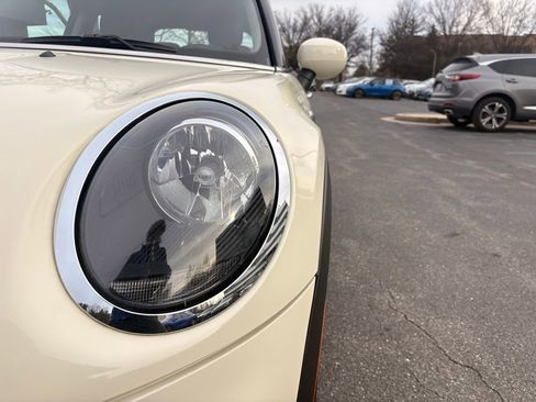 Used 2020 MINI Cooper 2-Door Hardtop image 13