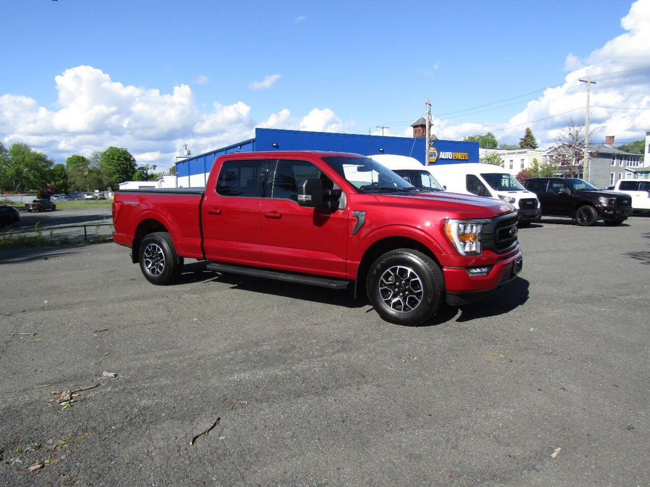 Used 2022 Ford F150 XLT w/ Equipment Group 302A High AWD/4WD image 9