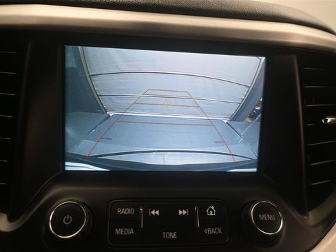 Used 2019 GMC Acadia SLT FWD image 15