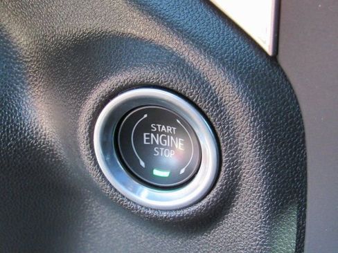 Used 2024 Chevrolet Silverado 2500 Custom w/ Custom Value Package image 20