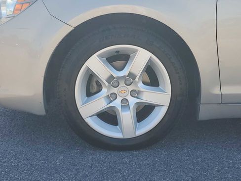 Used 2012 Chevrolet Malibu LS FWD image 10