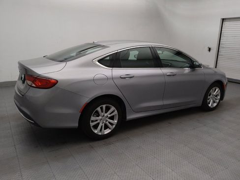 Used 2015 Chrysler 200 Limited w/ Convenience Group FWD image 10