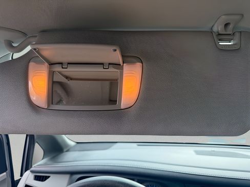 Used 2020 Toyota Sienna XLE w/ XLE Navigation Package FWD image 31
