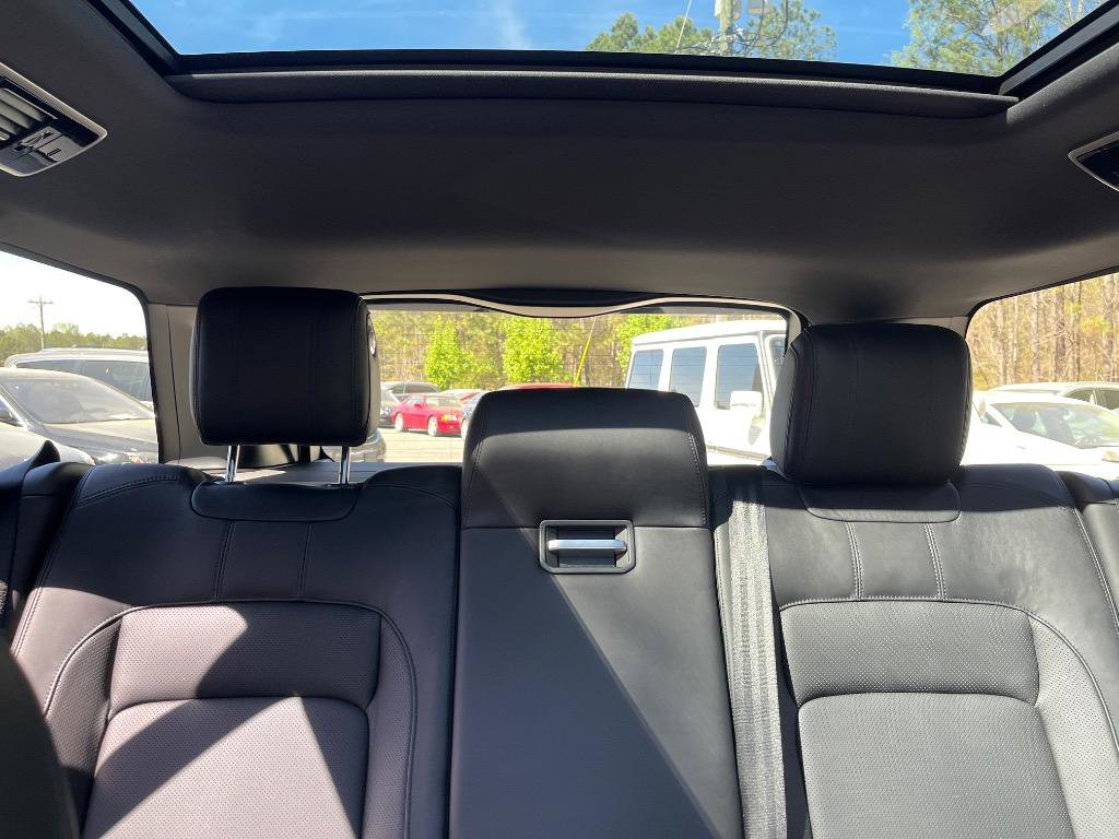 Used 2018 Land Rover Range Rover Supercharged AWD/4WD image 41