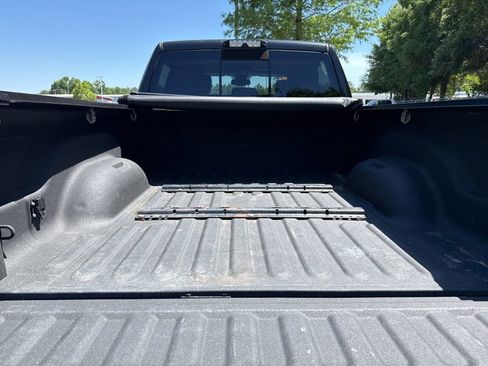 Used 2016 RAM 2500 Laramie w/ Convenience Group AWD/4WD image 17