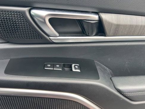 Used 2024 Kia Telluride EX w/ EX Captain's Chair Package AWD/4WD image 37