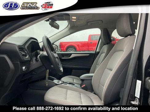 Used 2021 Ford Escape S image 9