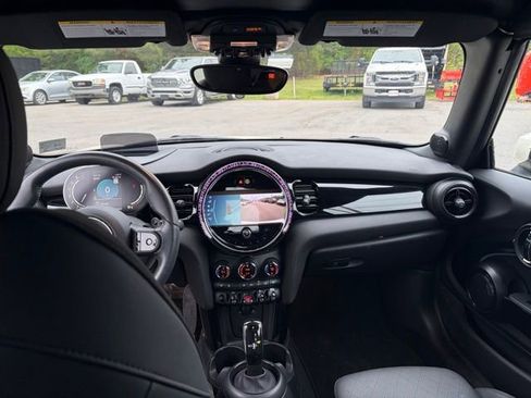Used 2023 MINI Cooper S FWD image 3